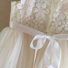 Load image into Gallery viewer, Layla Ivory Flower Girl Dress
