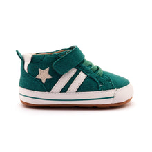 Load image into Gallery viewer, Spruce Bub - Emerald Suede/Snow
